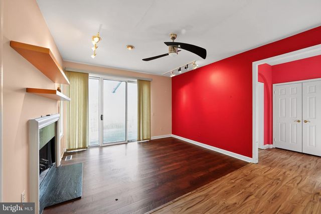 31 HORSESHOE LN, Newtown Square, PA 19073