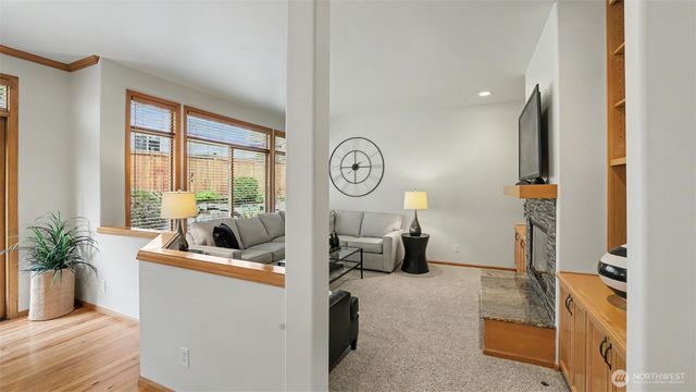 10711 177th Court NE, Redmond, WA 98052