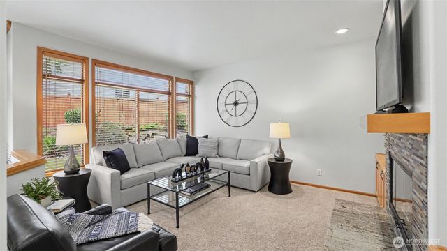 10711 177th Court NE, Redmond, WA 98052