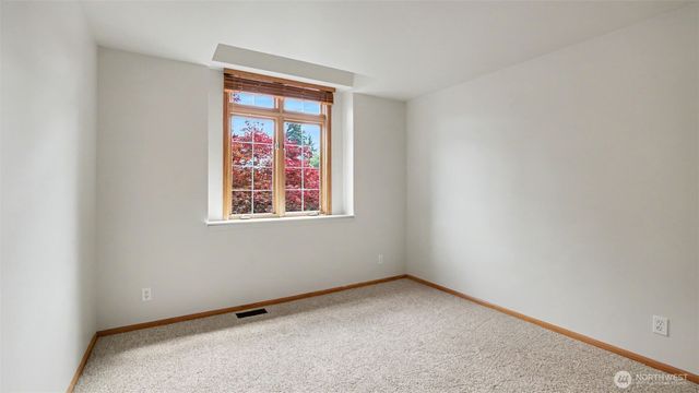 10711 177th Court NE, Redmond, WA 98052