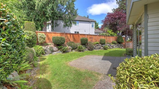 10711 177th Court NE, Redmond, WA 98052