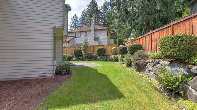10711 177th Court NE, Redmond, WA 98052