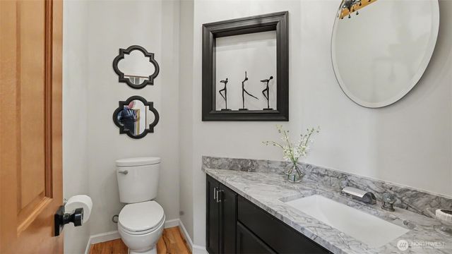 10711 177th Court NE, Redmond, WA 98052