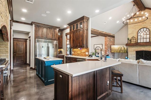 5813 Tiger Stone Drive, Mustang, OK 73064