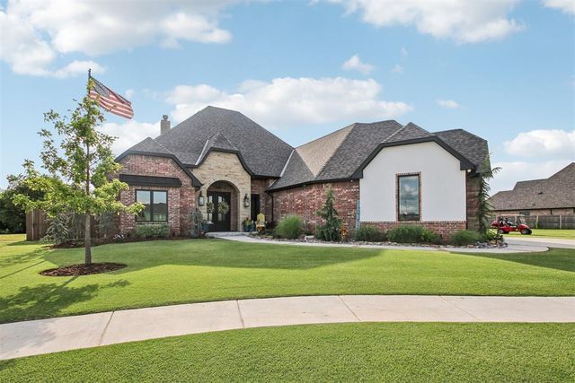 5813 Tiger Stone Drive, Mustang, OK 73064