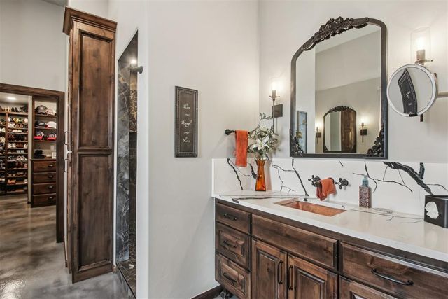 5813 Tiger Stone Drive, Mustang, OK 73064