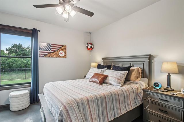 5813 Tiger Stone Drive, Mustang, OK 73064