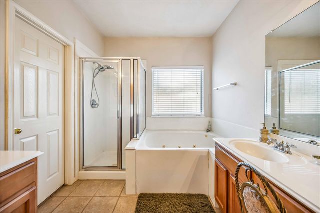 2401 Sail Port Street, Pearland, TX 77584