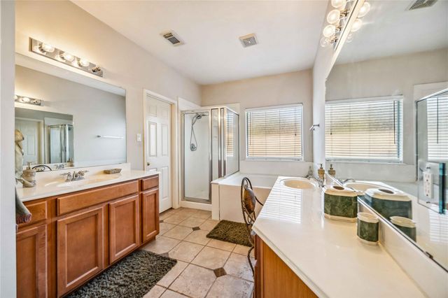 2401 Sail Port Street, Pearland, TX 77584