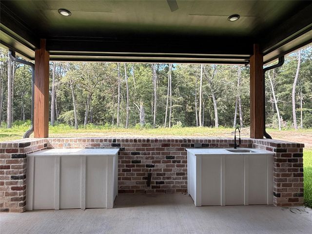 41 Pausel Road, New Waverly, TX 77340