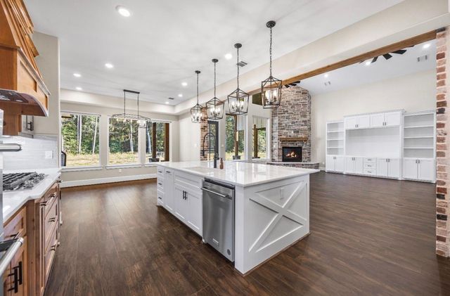 41 Pausel Road, New Waverly, TX 77340