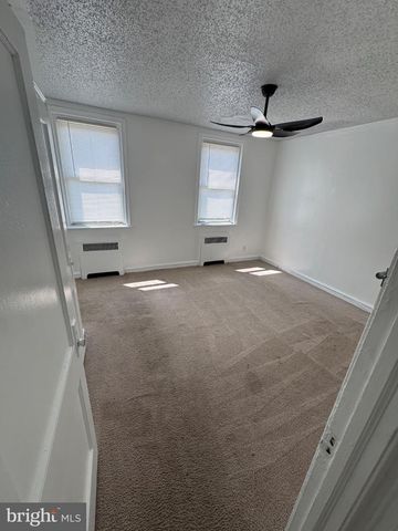 4653 SHELBOURNE ST, Philadelphia, PA 19124