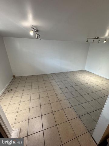 4653 SHELBOURNE ST, Philadelphia, PA 19124