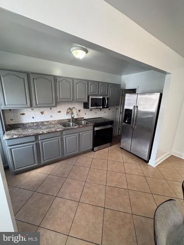 4653 SHELBOURNE ST, Philadelphia, PA 19124