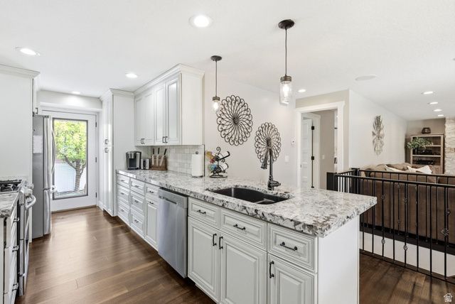 5417 S COLLISEUM CT, Taylorsville, UT 84129