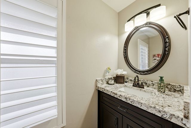 5417 S COLLISEUM CT, Taylorsville, UT 84129