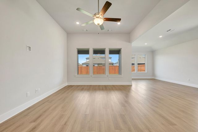 1721 Willow Patch Drive, Denton, TX 76249