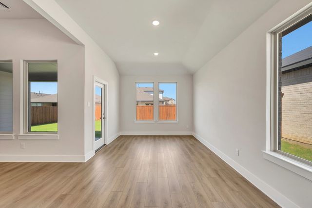 1721 Willow Patch Drive, Denton, TX 76249