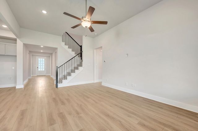 1721 Willow Patch Drive, Denton, TX 76249