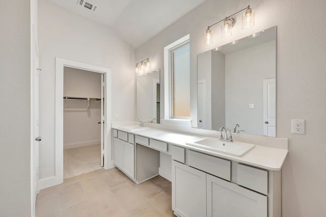 1721 Willow Patch Drive, Denton, TX 76249