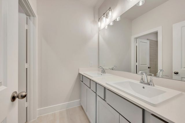 1721 Willow Patch Drive, Denton, TX 76249