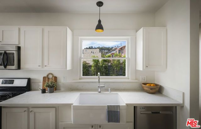 5018 Granada Street, Los Angeles, CA 90042