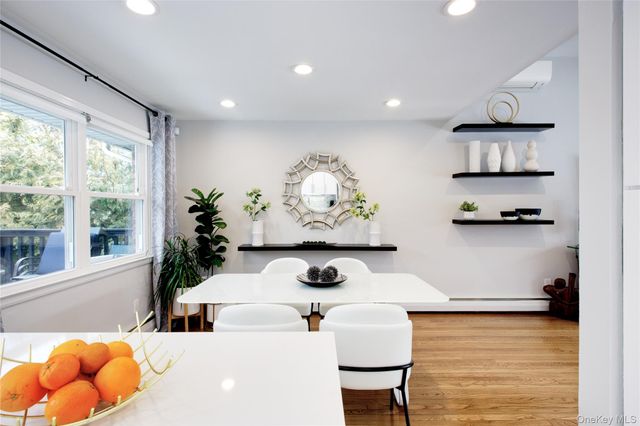 1 James Avenue, Port Washington, NY 11050