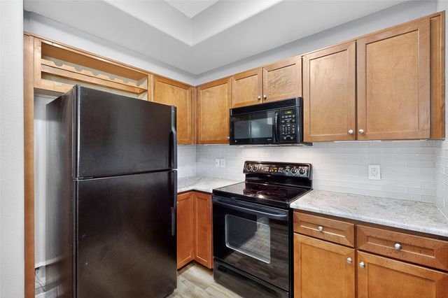 330 Las Colinas Boulevard E 320, Irving, TX 75039