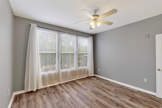 330 Las Colinas Boulevard E 320, Irving, TX 75039