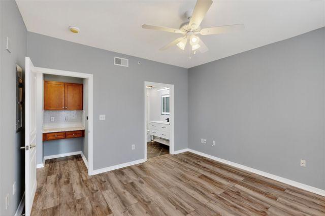 330 Las Colinas Boulevard E 320, Irving, TX 75039