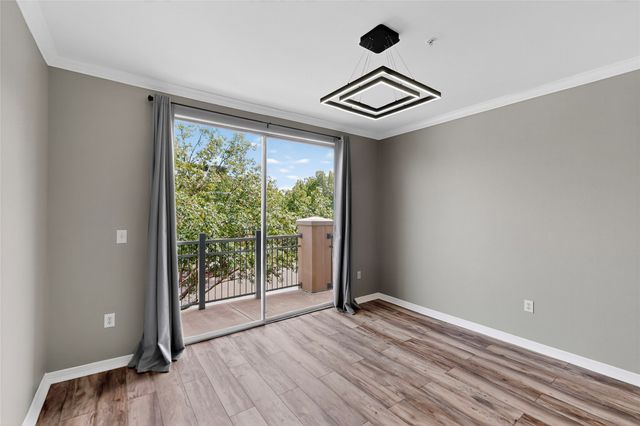 330 Las Colinas Boulevard E 320, Irving, TX 75039