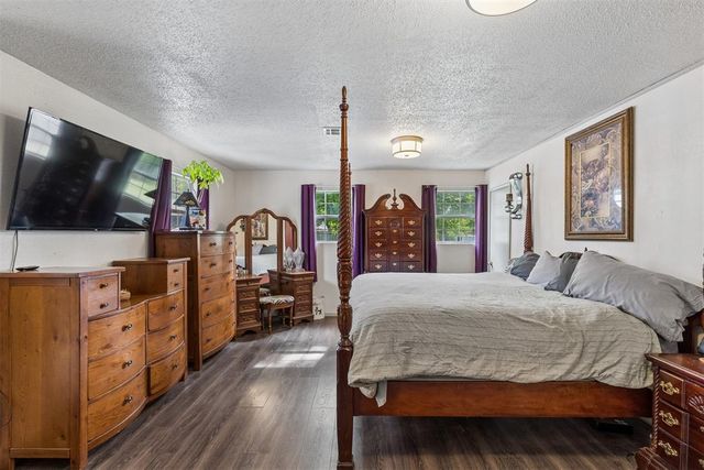 102 N Locust Street, Fletcher, OK 73541