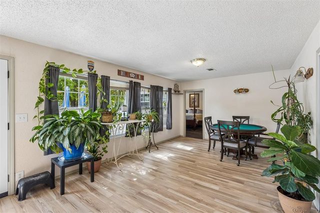 102 N Locust Street, Fletcher, OK 73541