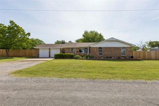 102 N Locust Street, Fletcher, OK 73541