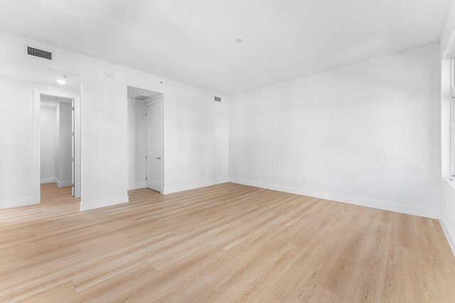 182 Lake Drive 5-101, Palm Beach Shores, FL 33404