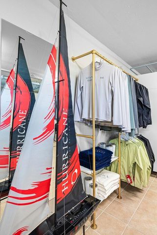 182 Lake Drive 5-101, Palm Beach Shores, FL 33404