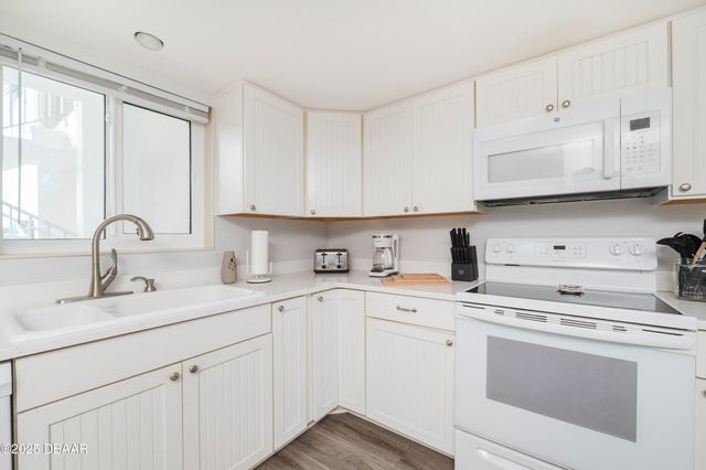 815 Ocean Shore Blvd Apt 12B, Ormond Beach, FL 32176