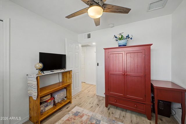 1623 W 6TH Avenue, Mesa, AZ 85202