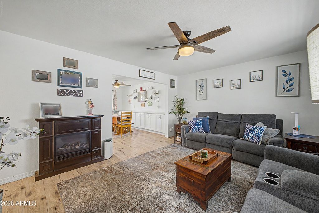1623 W 6TH Avenue, Mesa, AZ 85202 — photo 2