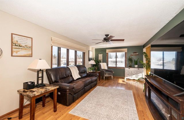 3107 Hughitt Ave, Superior, WI 54880