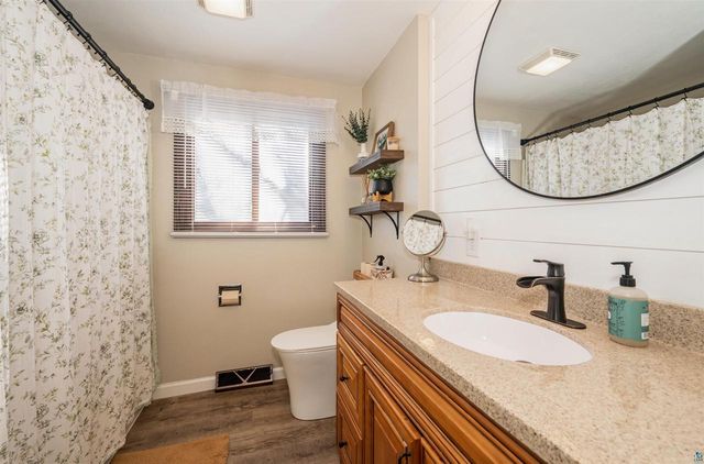 3107 Hughitt Ave, Superior, WI 54880