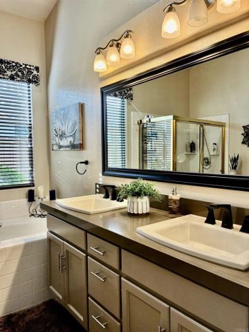 40455 Via Tapadero, Murrieta, CA 92562