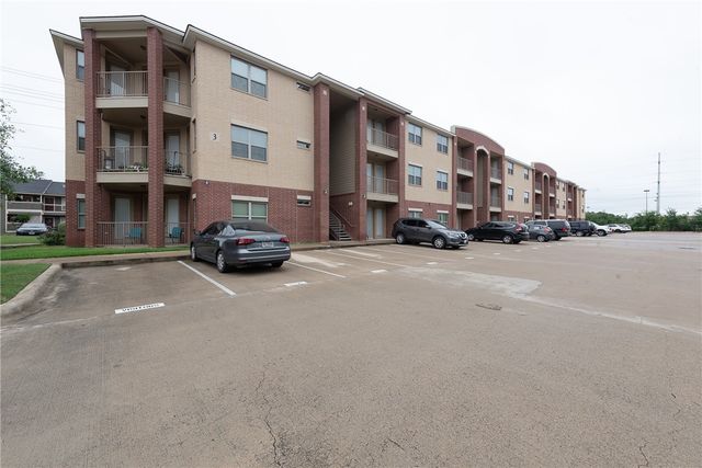 1915 Dartmouth Street 3037, College Station, TX 77840