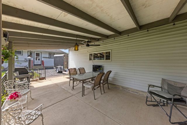 720 E Le Moyne Avenue, Lombard, IL 60148