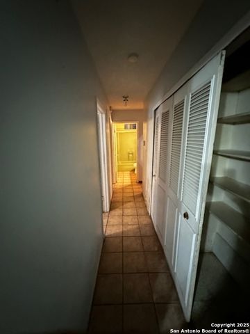 5742 White Feather, San Antonio, TX 78242