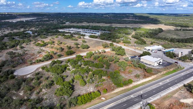 135 Zinnia, Spring Branch, TX 78070