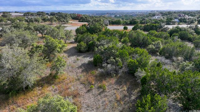 135 Zinnia, Spring Branch, TX 78070