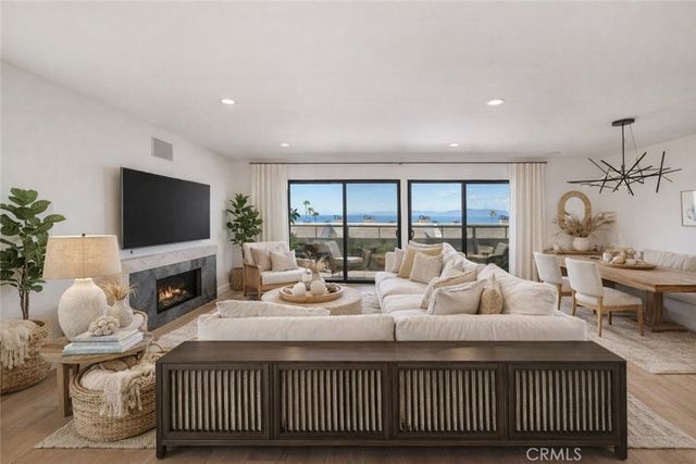 177 Calle Mayor, Redondo Beach, CA 90277