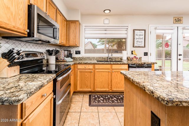 16185 N 158TH Avenue, Surprise, AZ 85374