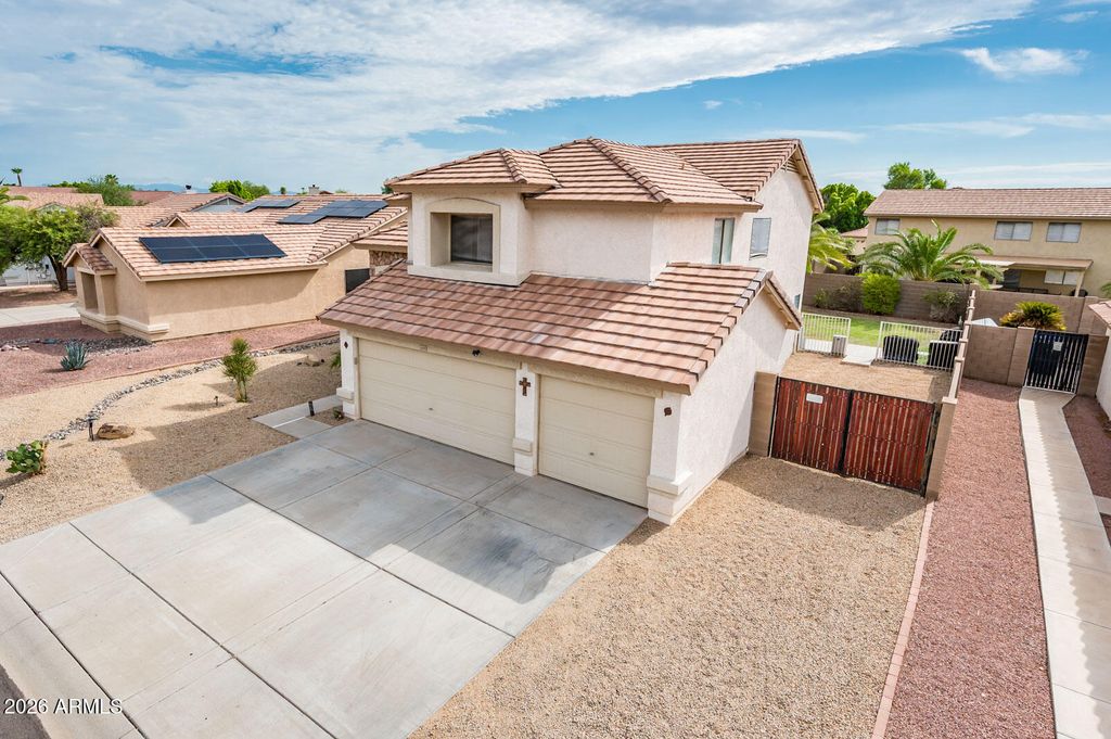 16185 N 158TH Avenue, Surprise, AZ 85374 — photo 2